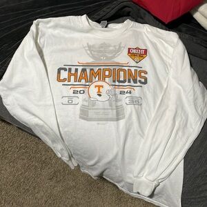 Tennessee Volunteers football shirt